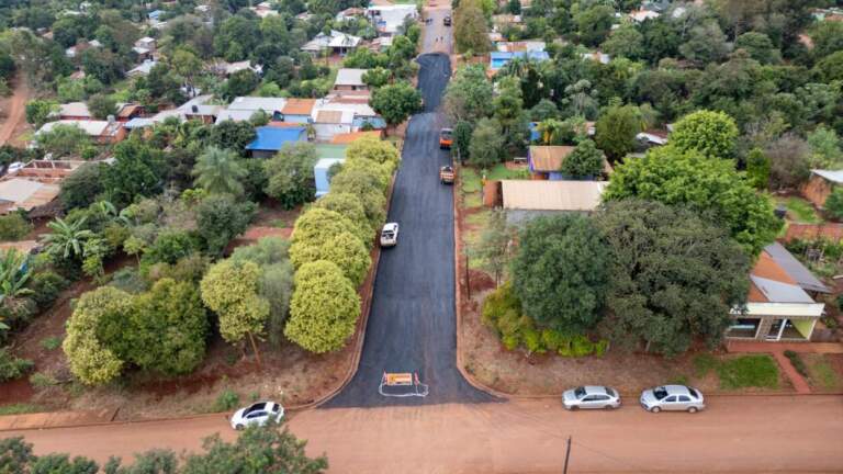 DPV asfalta nuevas calles en 8 municipios simultáneamente imagen-12