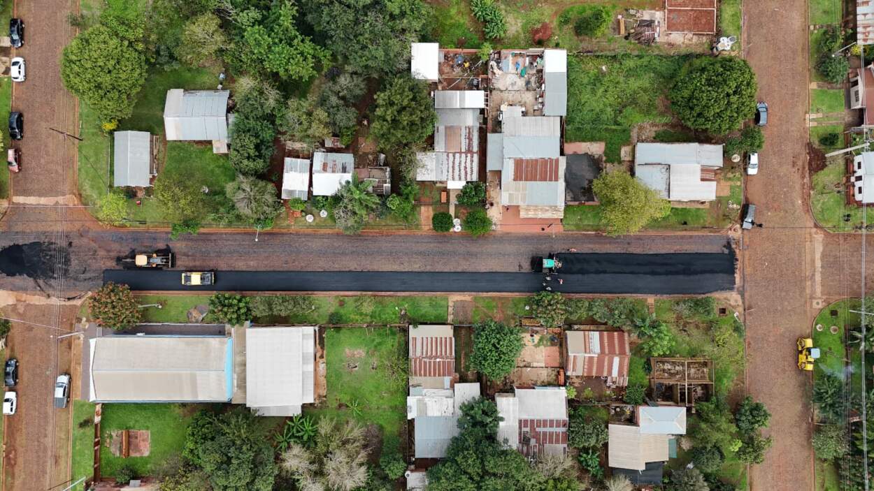 Vialidad suma obras de asfaltado a más municipios 3 Vialidad suma obras de asfaltado a más municipios imagen-2