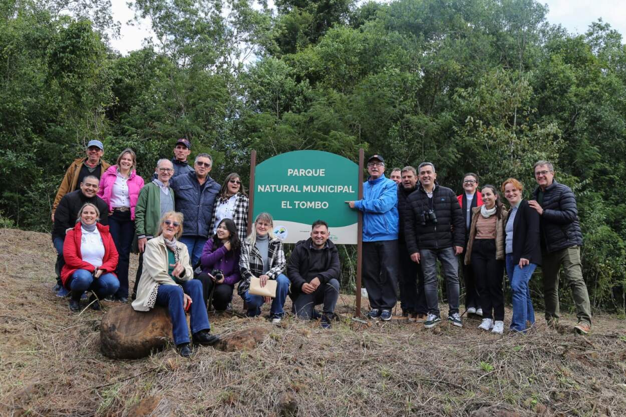 El Gobernador Passalacqua inauguró un observatorio de aves dentro del Parque Natural El Tombo en Colonia Alberdi 3 El Gobernador Passalacqua inauguró un observatorio de aves dentro del Parque Natural El Tombo en Colonia Alberdi imagen-2