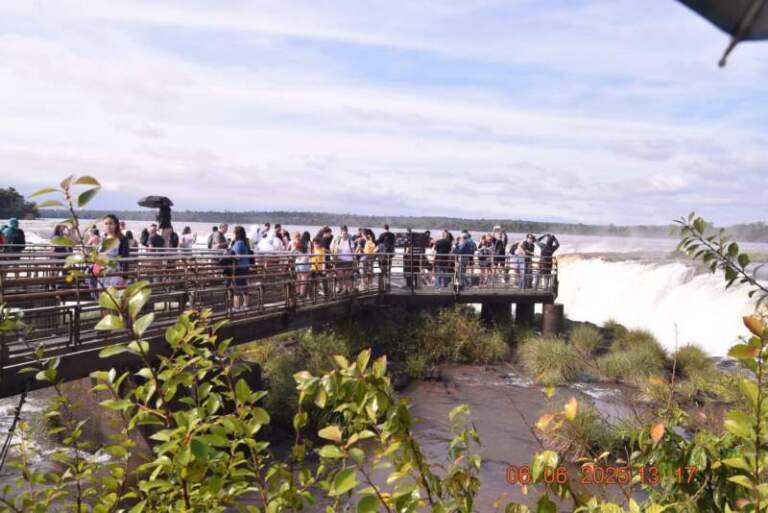 Más de 57 mil pernoctaciones y una ocupación promedio del 70 % marcaron el turismo en Misiones durante el fin de semana largo imagen-50