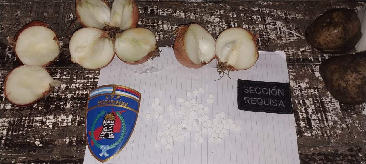 Creatividad delictiva: ocultaron drogas en cebollas para burlar controles Creatividad delictiva: ocultaron drogas en cebollas para burlar controles imagen-1