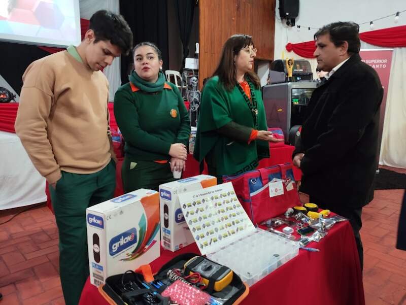 Tecnología, innovación y compromiso: 26 instituciones privadas de Misiones recibieron sus kits del programa Smart Upgrade imagen-6