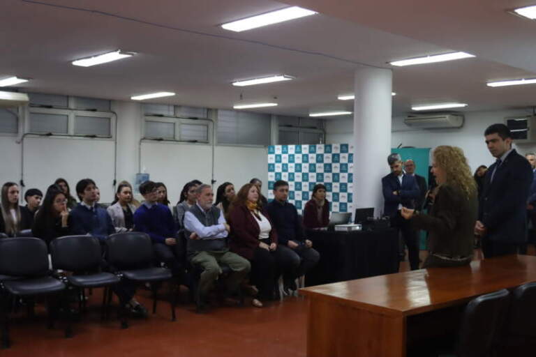 Estudiantes de la Universidad Católica de Santa Fe visitan el Edificio de Tribunales imagen-36