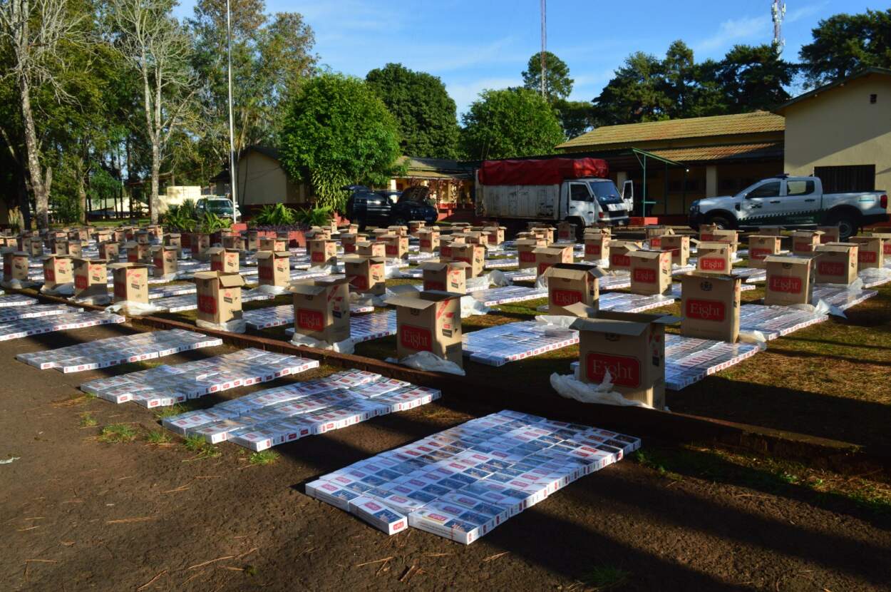 En dos procedimientos, decomisan 95.100 atados de cigarrillos 7 En dos procedimientos, decomisan 95.100 atados de cigarrillos imagen-6