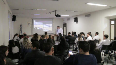 El Hospital Escuela potencia la capacitación médica a través de Ateneos Multidisciplinarios El Hospital Escuela potencia la capacitación médica a través de Ateneos Multidisciplinarios imagen-8