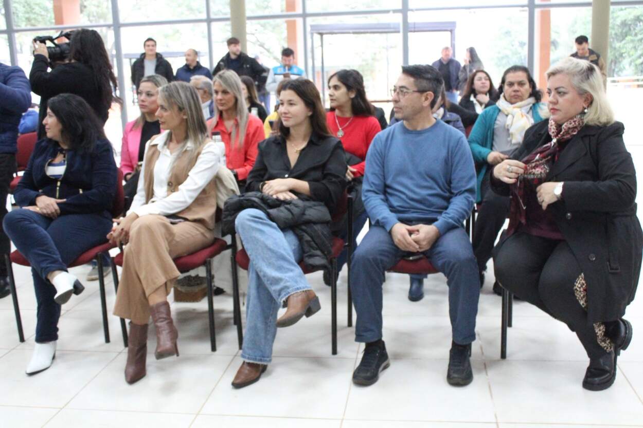 El "Mes de la Prevención" de las adicciones inició con un Taller del filósofo Alejandro Piscitelli 7 El "Mes de la Prevención" de las adicciones inició con un Taller del filósofo Alejandro Piscitelli imagen-6
