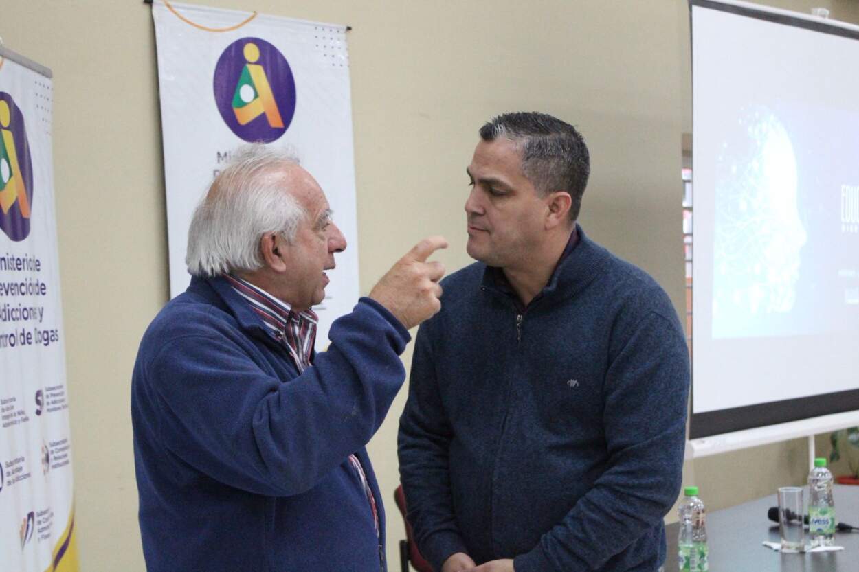 El "Mes de la Prevención" de las adicciones inició con un Taller del filósofo Alejandro Piscitelli 5 El "Mes de la Prevención" de las adicciones inició con un Taller del filósofo Alejandro Piscitelli imagen-4