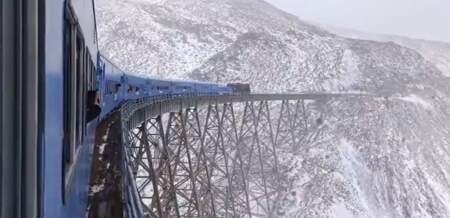 Salta: Más de 300 pasajeros vivieron una nevada durante el recorrido del Tren a las Nubes en San Antonio de los Cobres imagen-6