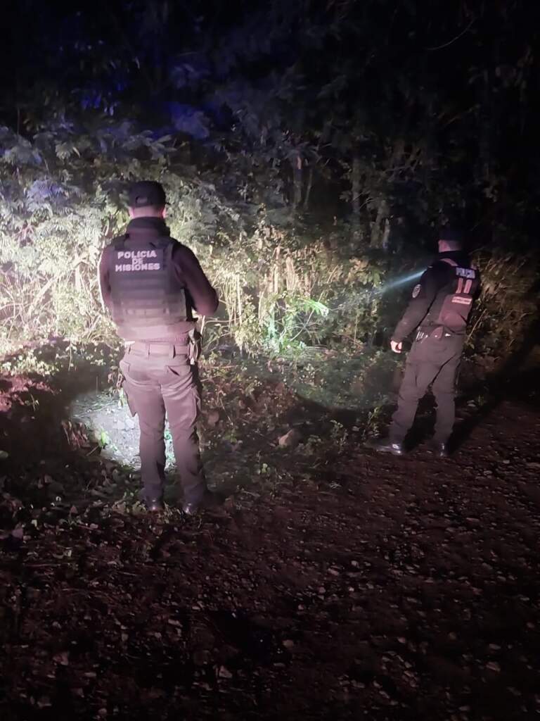 Murió un adolescente tras despistar con la moto en paraje rural de El Soberbio imagen-18