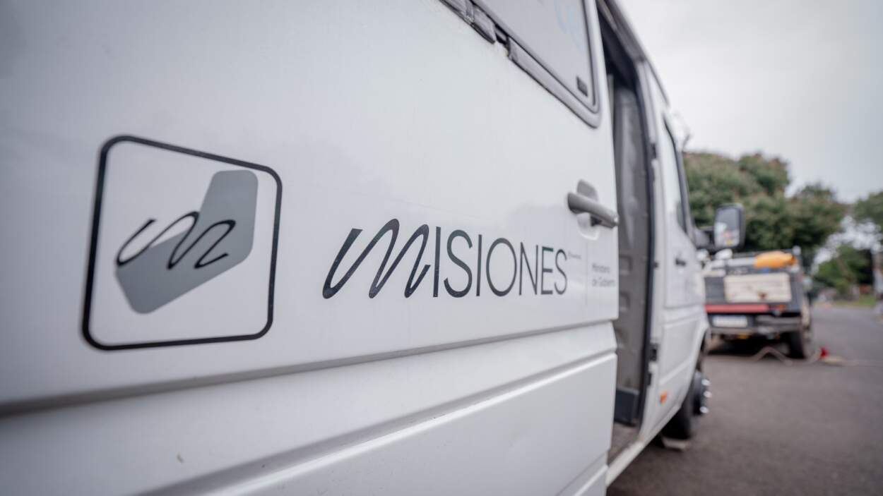 Elecciones 8J: Unidad móvil del Registro Provincial de las Personas está disponible en el cuarto tramo de la Costanera para entrega de DNI y consulta de padrones 3 Elecciones 8J: Unidad móvil del Registro Provincial de las Personas está disponible en el cuarto tramo de la Costanera para entrega de DNI y consulta de padrones imagen-2