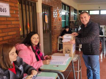 Misiones Elige: “La jornada se desarrolla con normalidad”; “la gente está votando” imagen-6