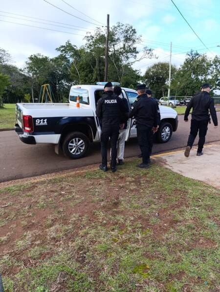 Prófugos capturados cuando fueron a votar: 11 personas detenidas durante los comicios en Misiones Prófugos capturados cuando fueron a votar: 11 personas detenidas durante los comicios en Misiones imagen-2