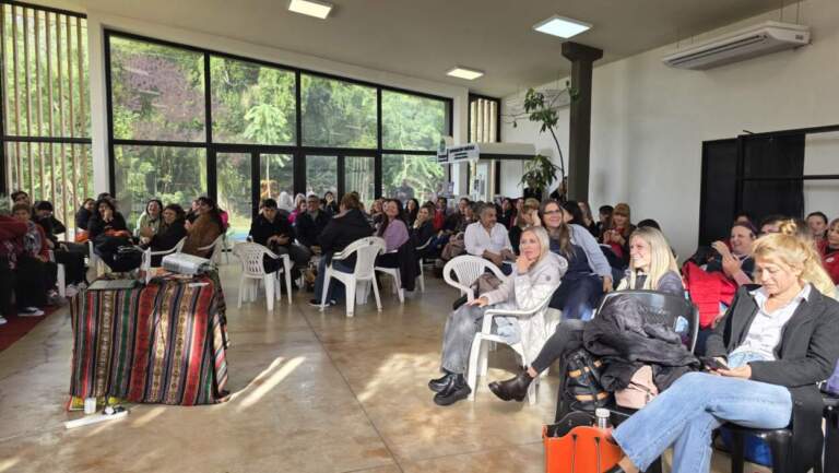 Docentes disruptivos se profesionalizan en la narrativa como herramienta alfabetizadora imagen-8