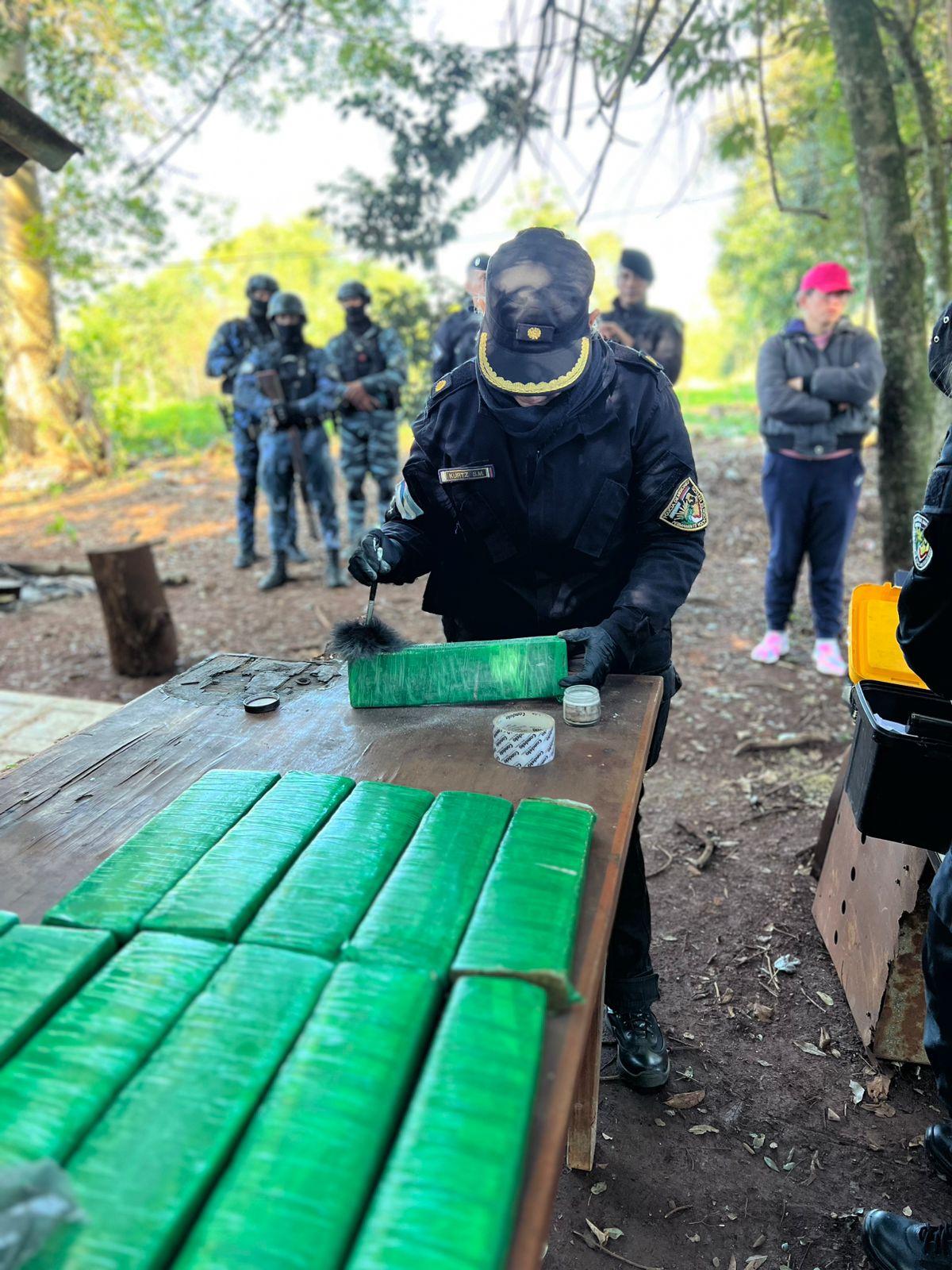 Desarticulan un búnker narco en San Javier: detienen al operador y secuestran marihuana valuada en $146 millones 3 Desarticulan un búnker narco en San Javier: detienen al operador y secuestran marihuana valuada en $146 millones imagen-2