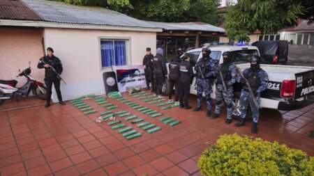 Desarticulan un búnker narco en San Javier: detienen al operador y secuestran marihuana valuada en $146 millones Desarticulan un búnker narco en San Javier: detienen al operador y secuestran marihuana valuada en $146 millones imagen-10