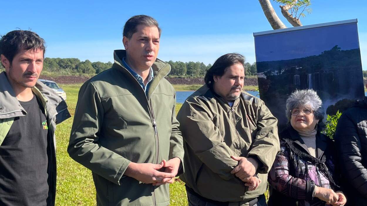 Plantaron 10 mil árboles nativos en Puerto Libertad imagen-10