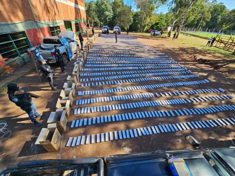 Andresito: Interceptaron una camioneta robada con más de $82 millones en cigarrillos de contrabando imagen-13