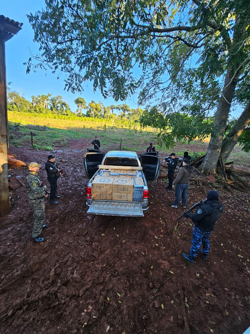 Andresito: Interceptaron una camioneta robada con más de $82 millones en cigarrillos de contrabando 5 Andresito: Interceptaron una camioneta robada con más de $82 millones en cigarrillos de contrabando imagen-4