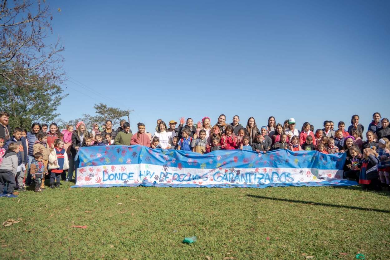 En la Escuela Rural N.º 56 del barrio Puerto Argentino se realizó la Jornada Provincial por el Día Mundial contra el Trabajo Infantil 23 En la Escuela Rural N.º 56 del barrio Puerto Argentino se realizó la Jornada Provincial por el Día Mundial contra el Trabajo Infantil imagen-22
