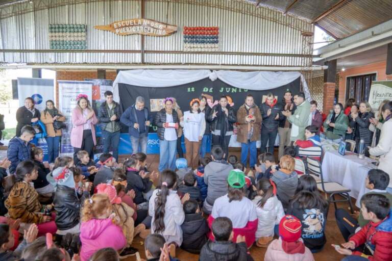 En la Escuela Rural N.º 56 del barrio Puerto Argentino se realizó la Jornada Provincial por el Día Mundial contra el Trabajo Infantil imagen-48
