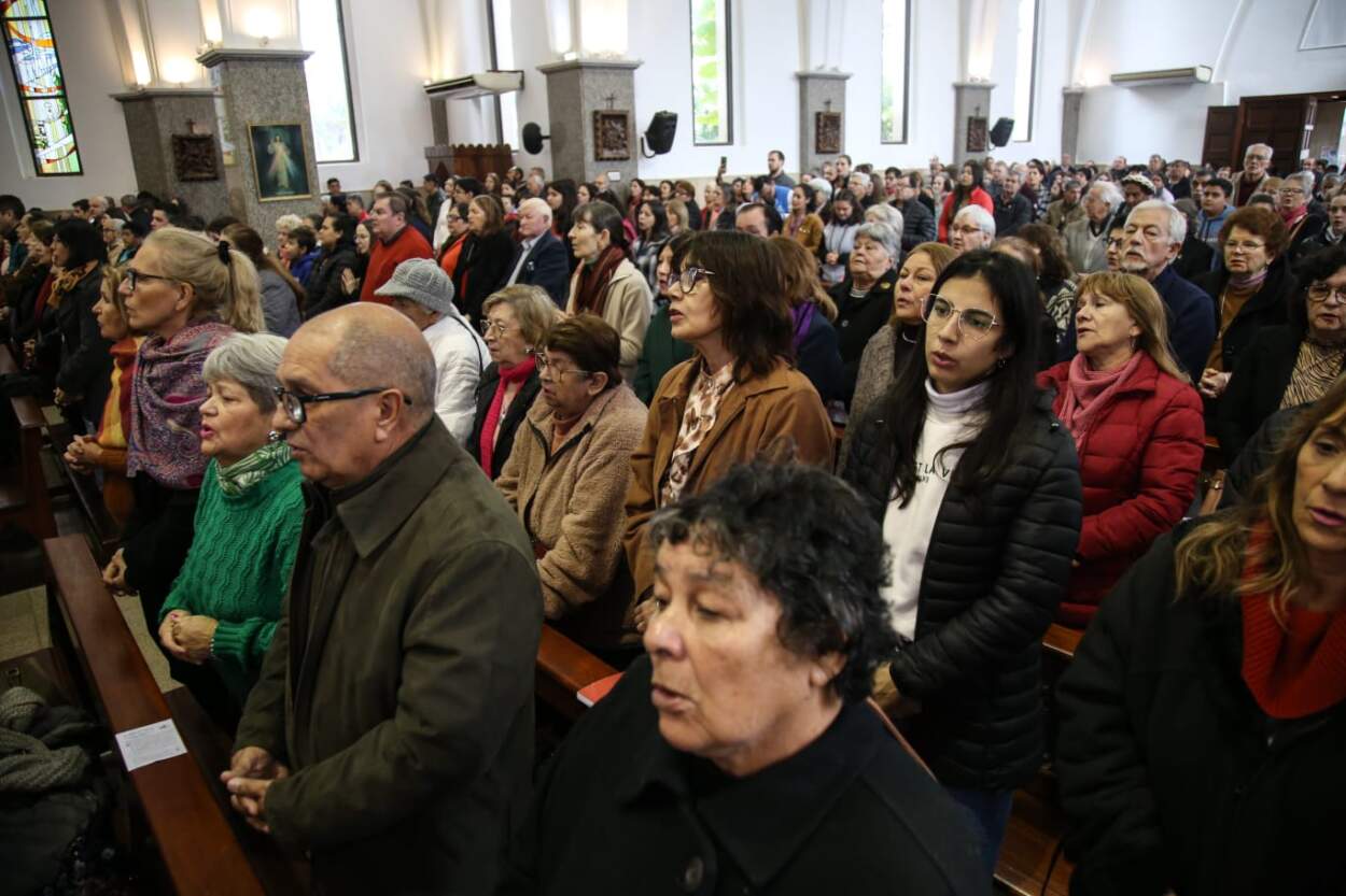 Passalacqua participó de la misa por la fiesta patronal de San Antonio de Padua y el aniversario de la Diócesis de Oberá 11 Passalacqua participó de la misa por la fiesta patronal de San Antonio de Padua y el aniversario de la Diócesis de Oberá imagen-10