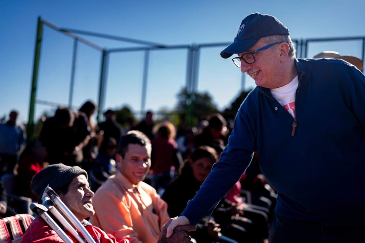 Passalacqua entregó más de 200 Títulos de propiedad a vecinos de Dos de Mayo 5 Passalacqua entregó más de 200 Títulos de propiedad a vecinos de Dos de Mayo imagen-4