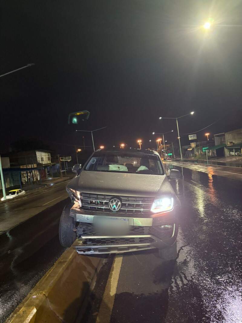 Robaron una moto y uno de ellos terminó hospitalizado tras chocar durante la fuga: se encuentra bajo custodia policial 3 Robaron una moto y uno de ellos terminó hospitalizado tras chocar durante la fuga: se encuentra bajo custodia policial imagen-2