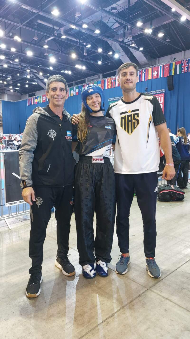 Kickboxing: Alina Espindola se subió al podio en Rumania 7 Kickboxing: Alina Espindola se subió al podio en Rumania imagen-6