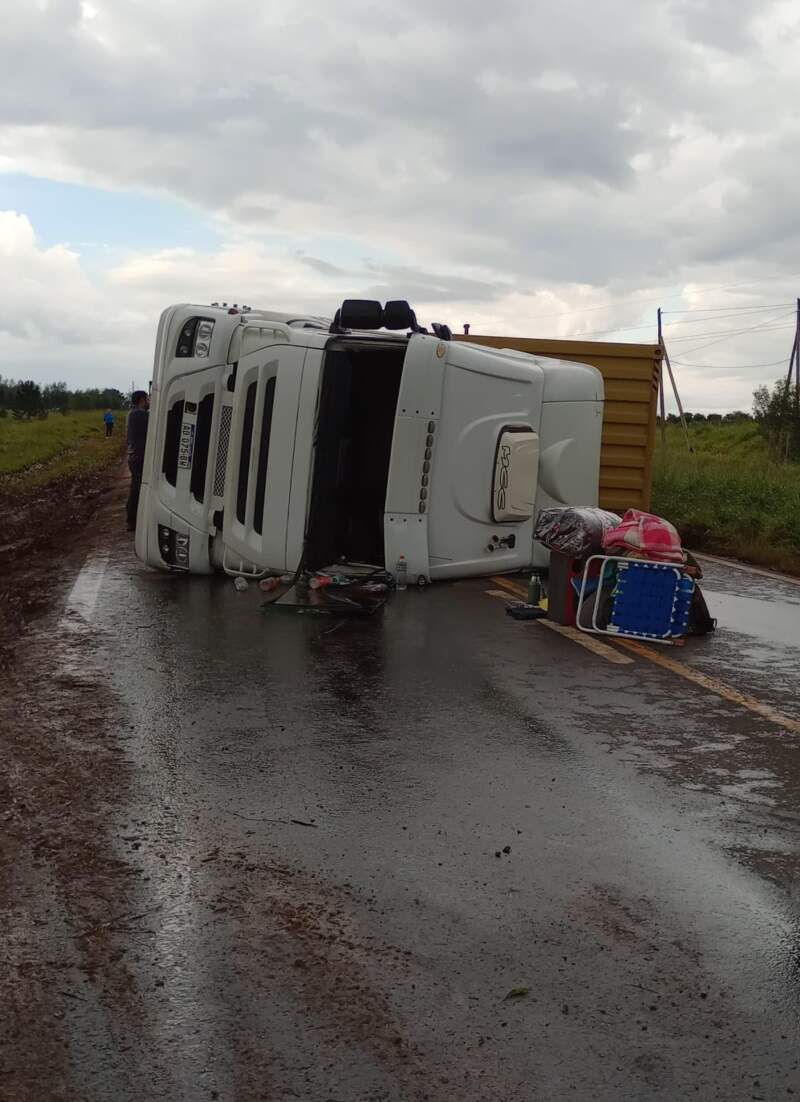 Ruta 14: siniestro vial a la altura de San Alonso 5 Ruta 14: siniestro vial a la altura de San Alonso imagen-4