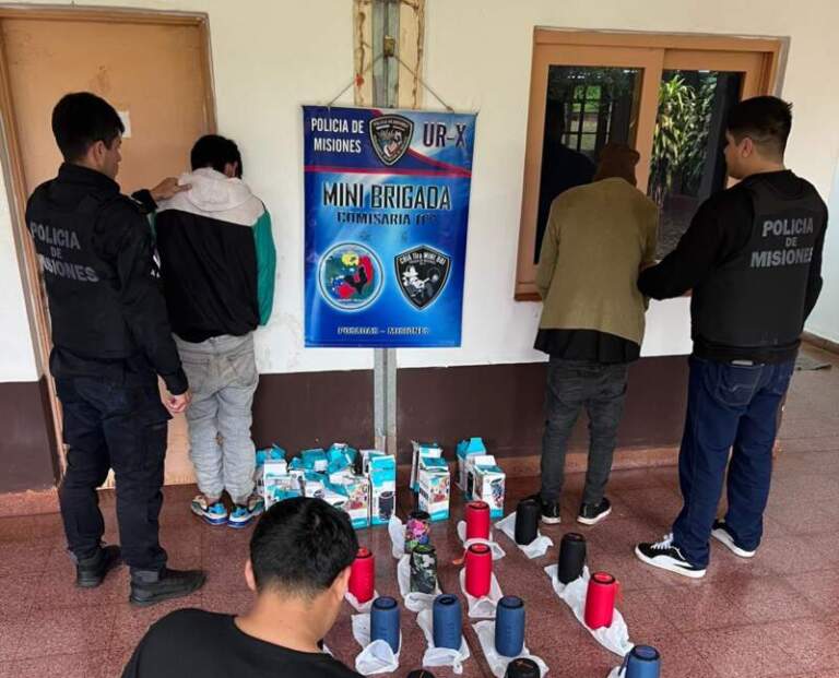 Posadas: Cuatro ladrones capturados y botines recuperados tras persecuciones e investigaciones imagen-16