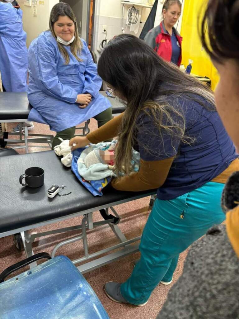 Policías reanimaron a un bebé que no respiraba: clave intervención en un caso límite en Posadas imagen-3