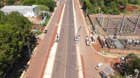 Trabajan en la Estación Transformadora de Itaembé Miní para superar una falla eléctrica imagen-10