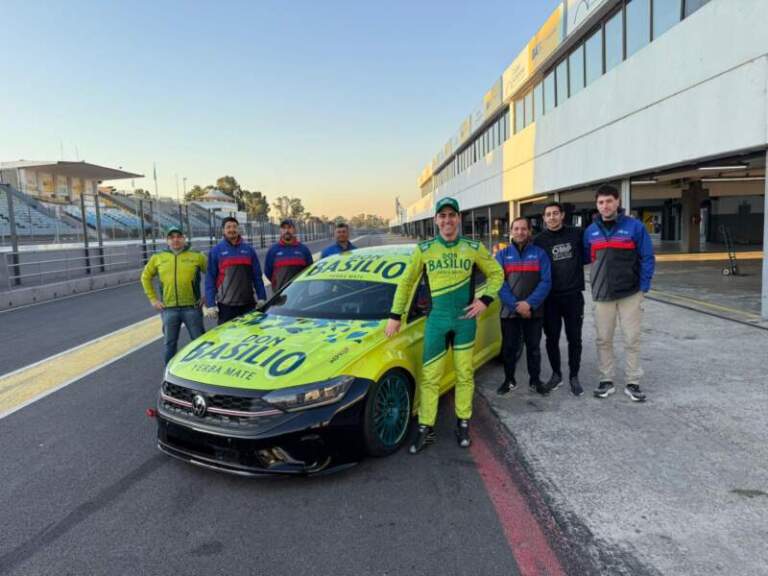 Automovilismo: Okulovich estrenó el Vento en Buenos Aires imagen-42