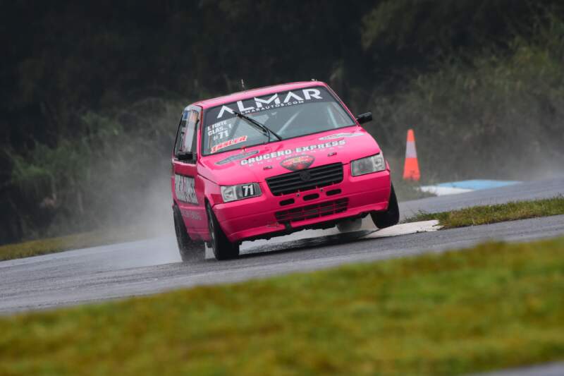 Automovilismo: lluvia, Clasificación y Series para la cuarta fecha del Misionero de Pista imagen-4