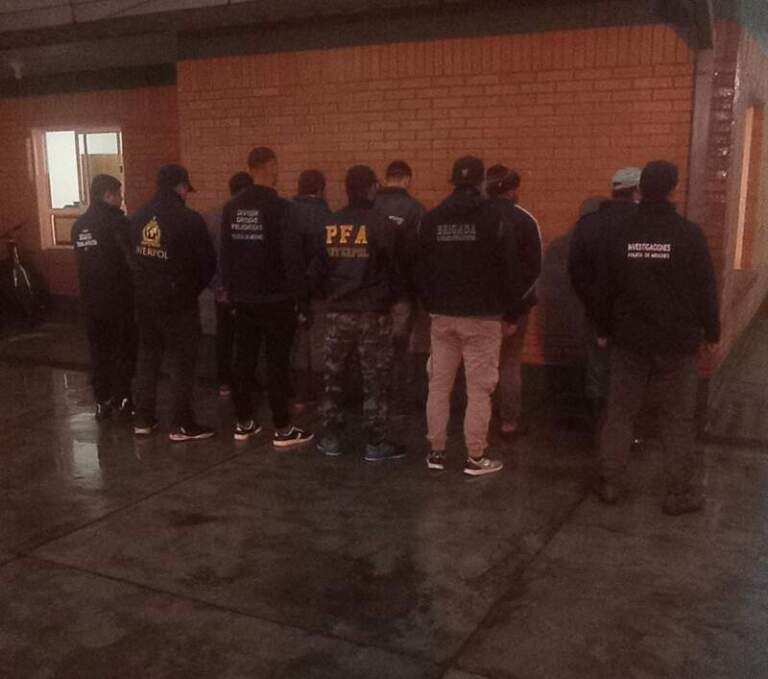 Capturan a los Rodríguez: Clan familiar con alerta roja de Interpol fue detenida en Misiones imagen-16