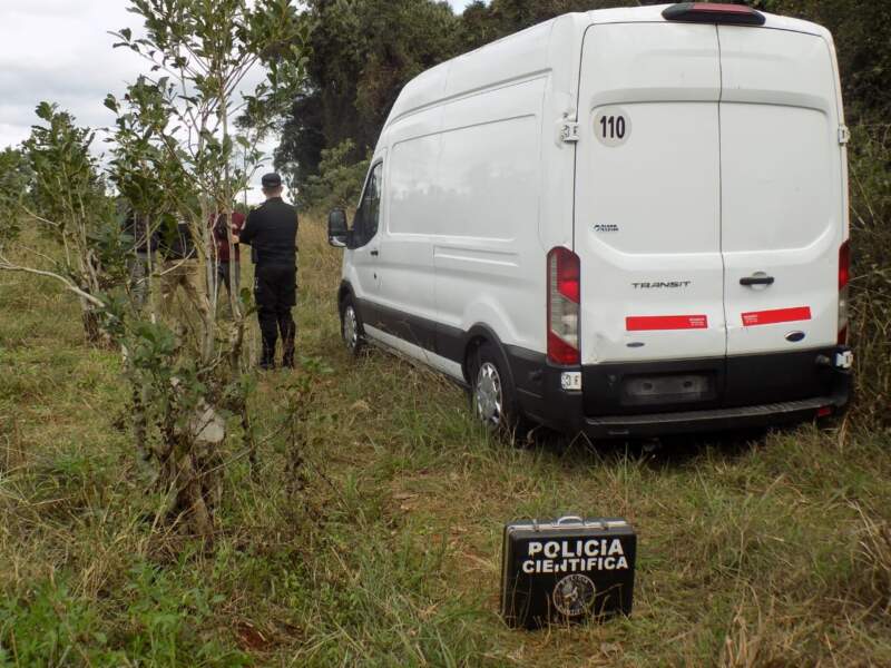 Operación Mariela: un contrabandista fue detenido con una furgoneta abarrotada de cigarrillos imagen-2