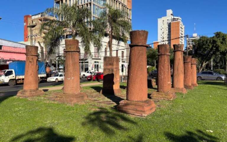 Reliquias jesuíticas rescatadas: las columnas que casi se convierten en escombros imagen-30