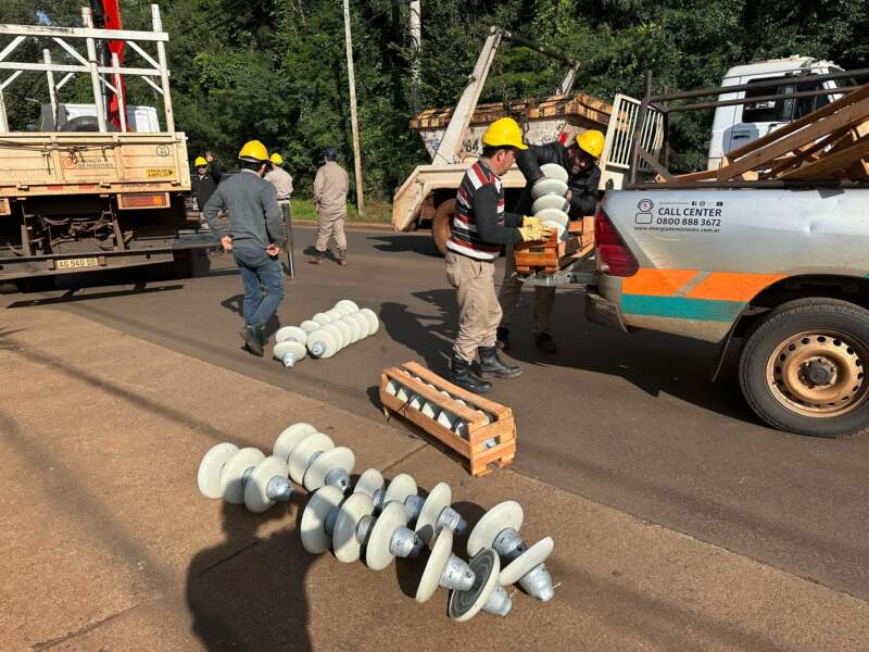 Energía de Misiones llevó a cabo tareas de mantenimiento preventivo en líneas de alta tensión en Posadas imagen-6