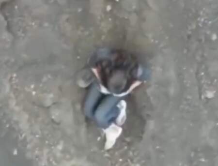 Hallaron muerta a la turista brasileña desaparecida tras caer durante una excursión cerca de un volcán activo en Indonesia imagen-10