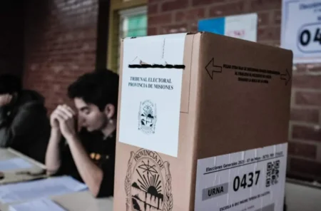 El ritmo de votación se mantiene firme: casi el 40% del padrón ya emitió su voto imagen-2