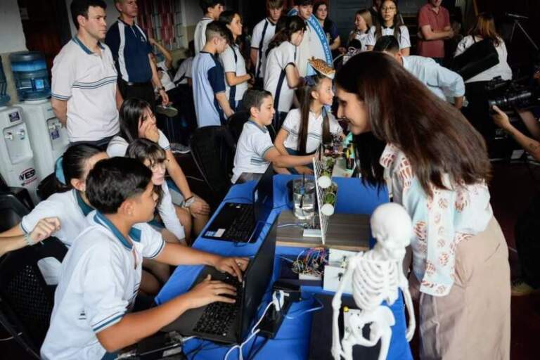 El Spepm entregará insumos y equipamientos a 26 escuelas en el marco del programa Smart Upgrade imagen-44