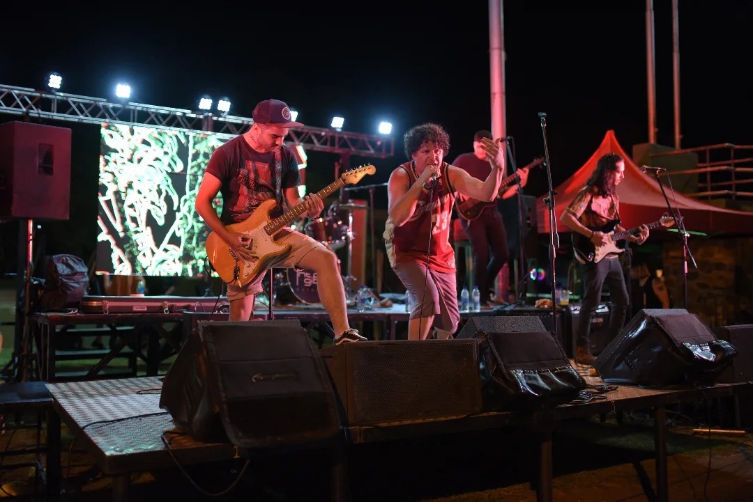 Duggu Band y Coyote Brown se unen por los perros del refugio en una noche a puro rock imagen-2