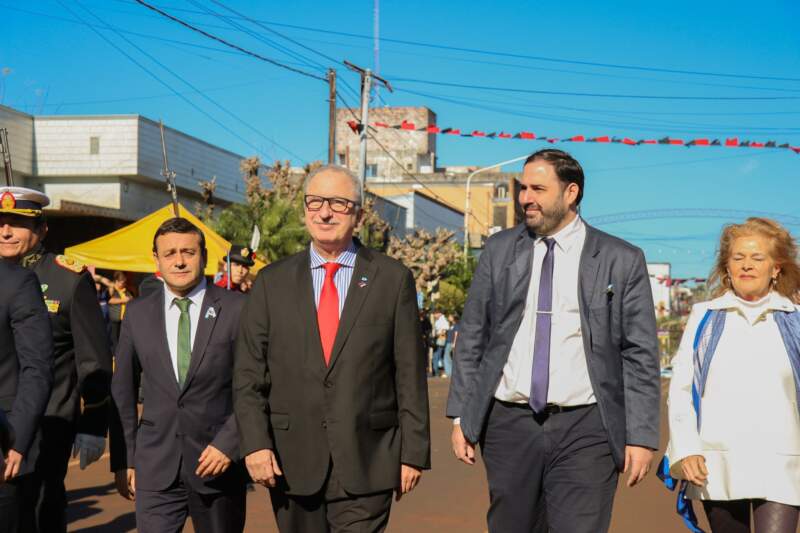 Día de la Independencia: “Hay que sacarse las banderas políticas y ponerse la bandera que es la celeste y blanca”, pidió Sebely imagen-6