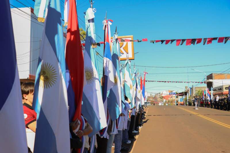 Día de la Independencia: “Hay que sacarse las banderas políticas y ponerse la bandera que es la celeste y blanca”, pidió Sebely imagen-10