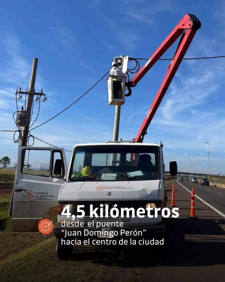 Acceso Sur: trabajaron en la reparación y el mantenimiento del alumbrado público frente al Complejo “Costa Sur” imagen-8