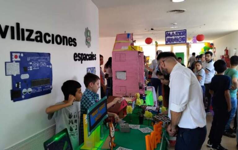Misiones celebra la creatividad joven: Pre-Galas en los Espacios Maker del 7 al 11 de julio Misiones celebra la creatividad joven: Pre-Galas en los Espacios Maker del 7 al 11 de julio imagen-11