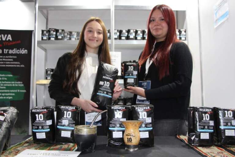 Caminos y Sabores: el mate auténtico, con yerba tradicional, de secanza barbacuá y agricultura familiar Caminos y Sabores: el mate auténtico, con yerba tradicional, de secanza barbacuá y agricultura familiar imagen-47