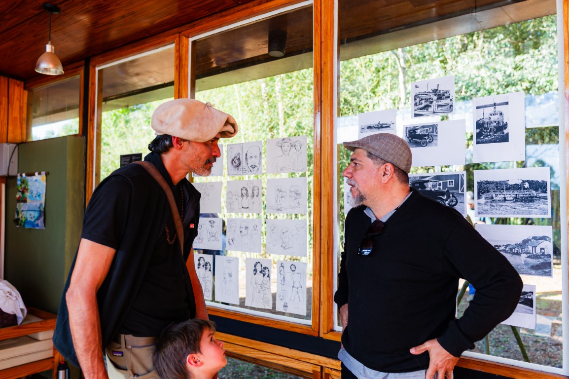 Una muestra colectiva ilustra el cuento "Los mensú" con más de 200 dibujos en la Casa Museo de Horacio Quiroga imagen-6
