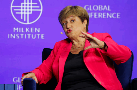 Antes de la aprobación del desembolso, el FMI mantuvo sus proyecciones para la Argentina y estima un crecimiento de 5,5% este año imagen-2