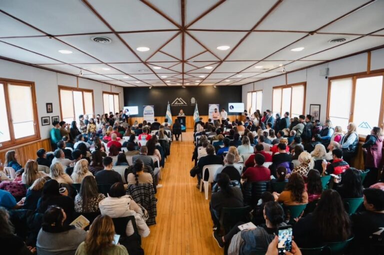 Misiones presentó las políticas preventivas de adicciones en el Congreso Federal imagen-28